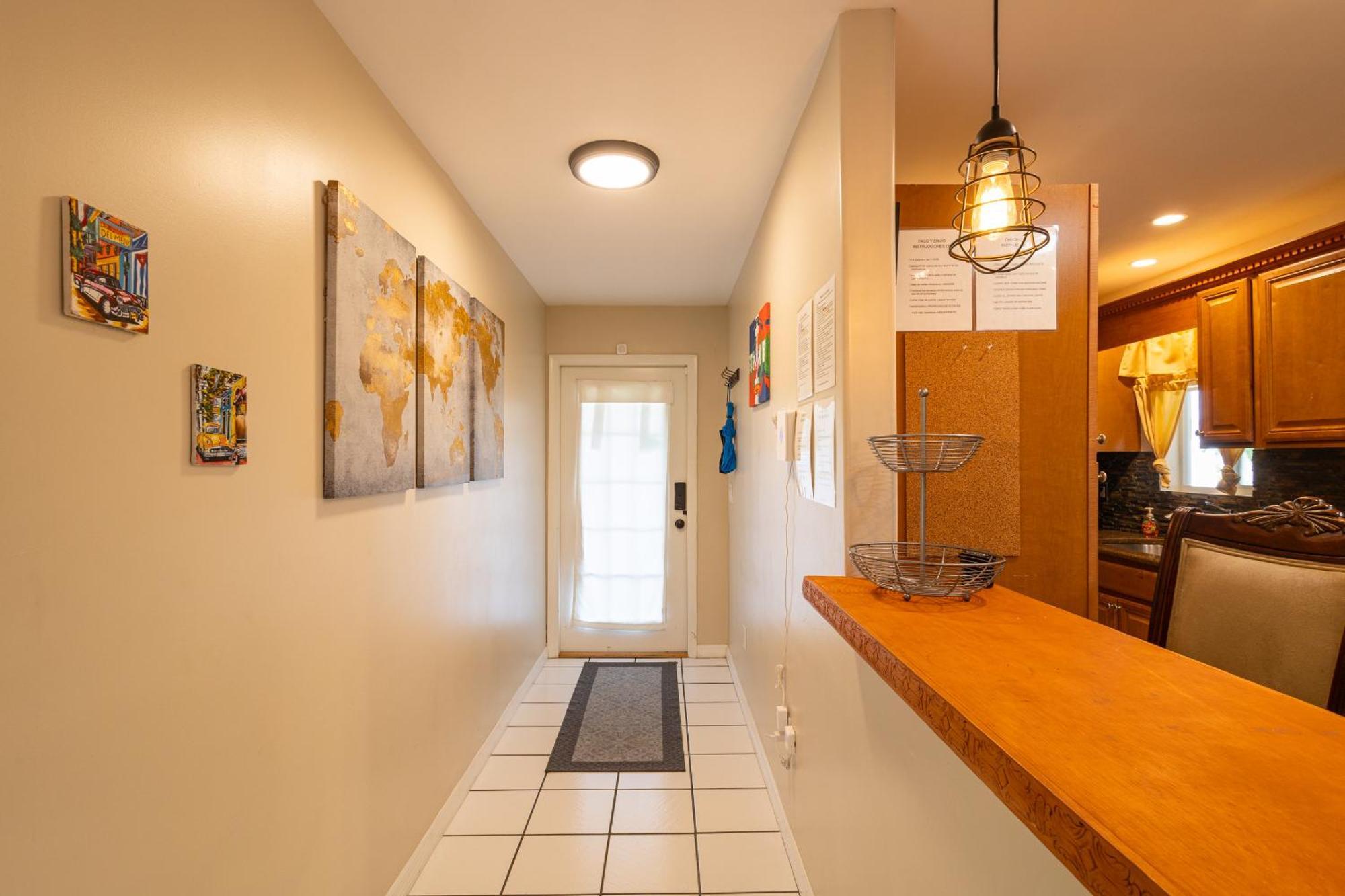 Comfy 3 Bedroom With Parking & Close To Everything North North Naples 外观 照片